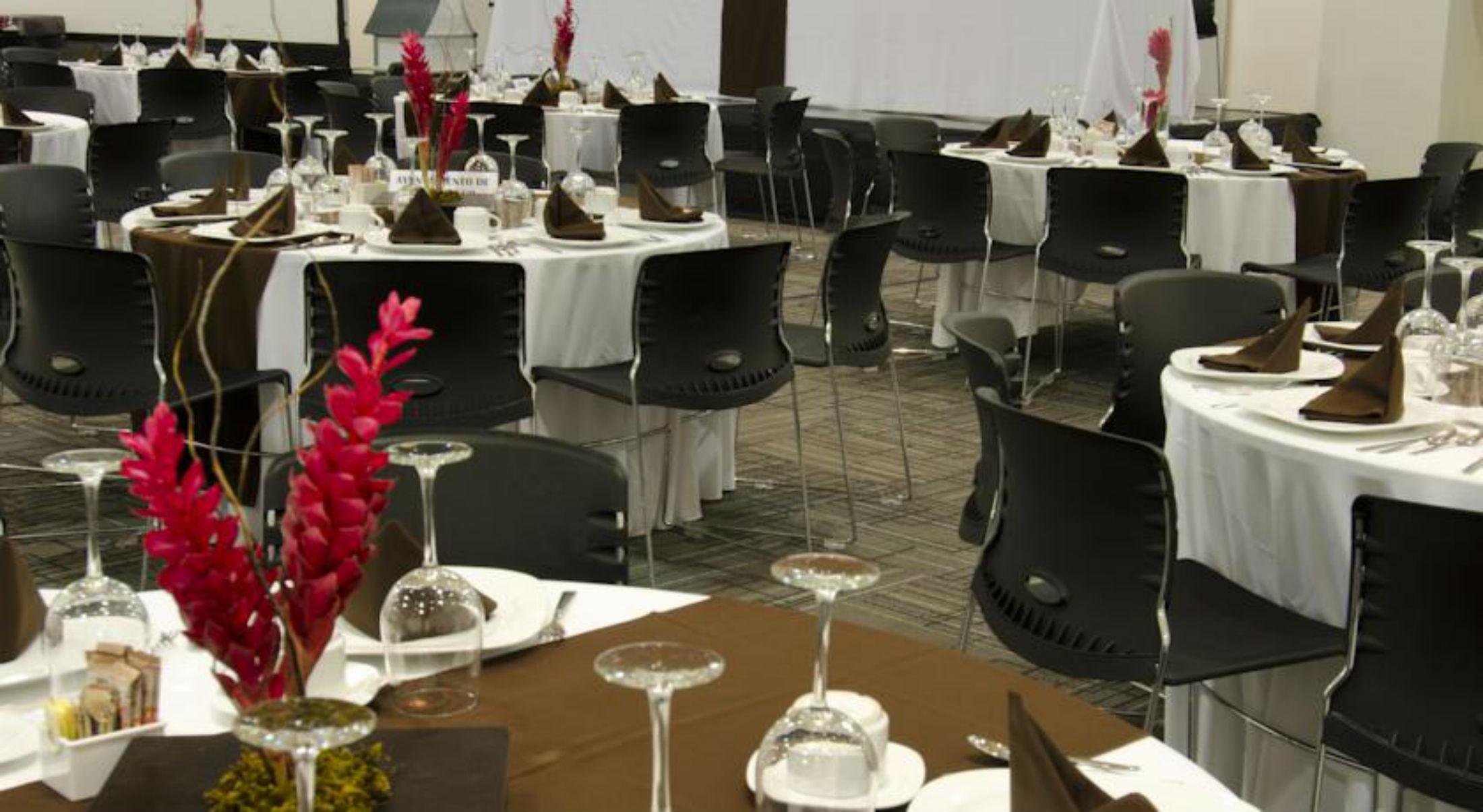 Ramada Encore By Wyndham Queretaro El Salitre
