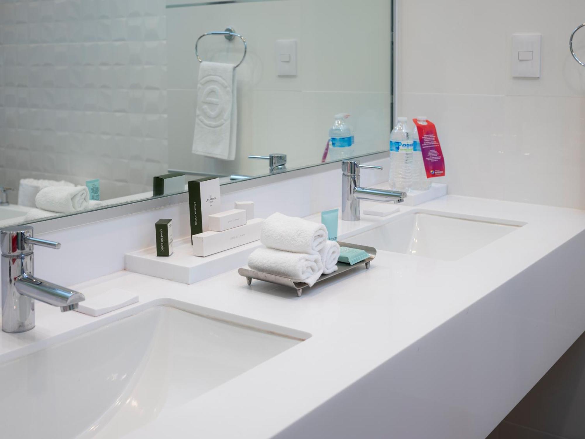 Ramada Encore By Wyndham Queretaro Hotel 4*