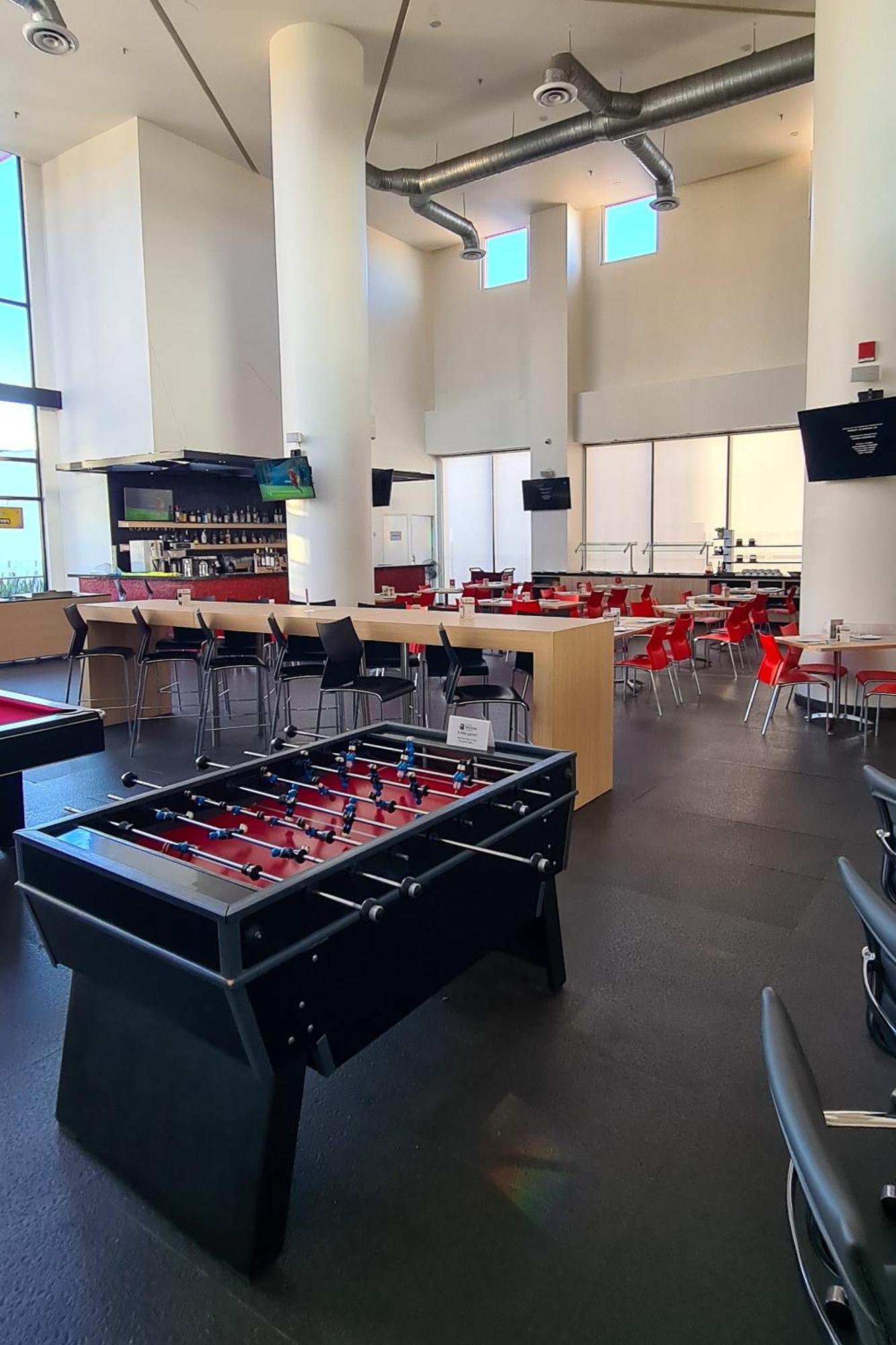 Hotel Ramada Encore By Wyndham Queretaro 4*