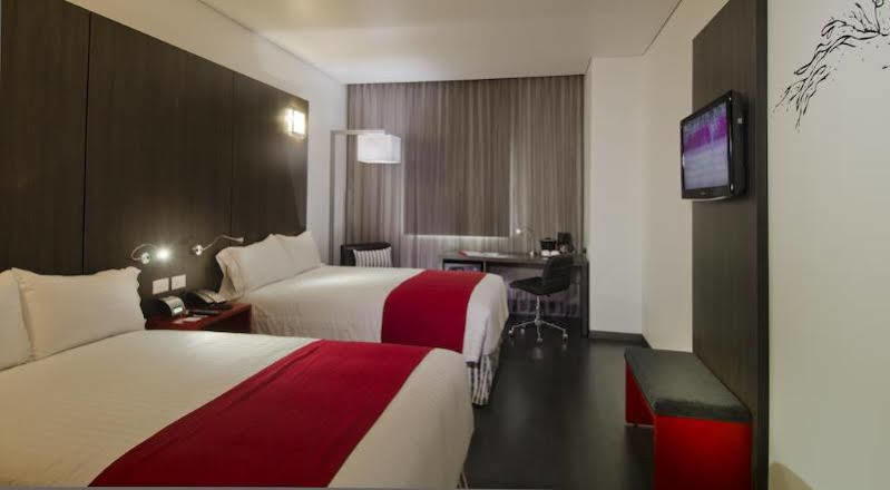 Ramada Encore By Wyndham Queretaro